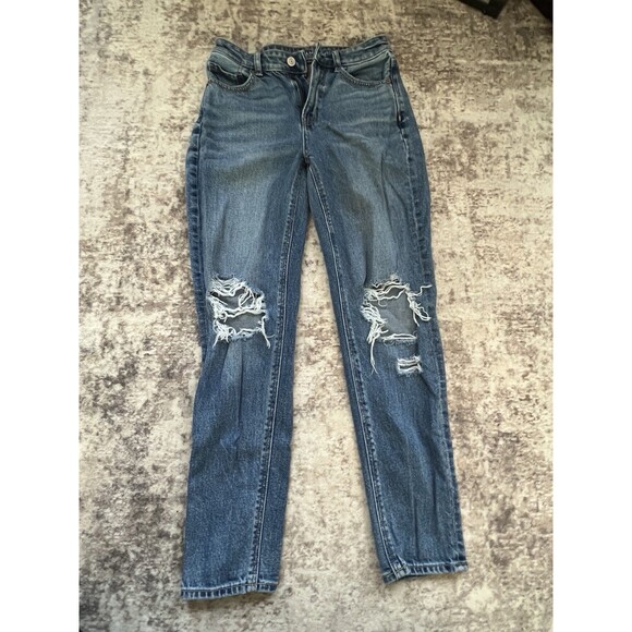 American Eagle Outfitters Denim - American Eagle Jeans Women 00 Short Mom Jeans Distressed Strigid